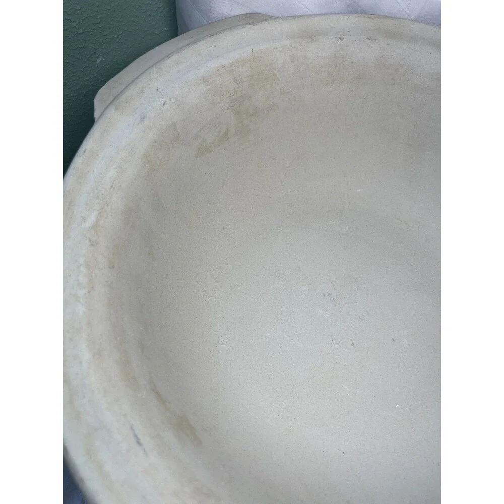 Pampered Chef Large Stoneware baking casserole Bowl